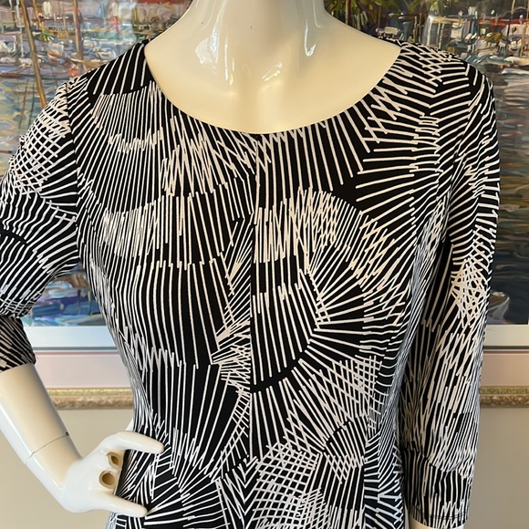 JERSEY KNIT DRESS - Picture 2 of 4